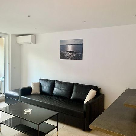 Grand Studio Standing Avec Terrasse Et Parking Sainte-Maxime Exteriér fotografie